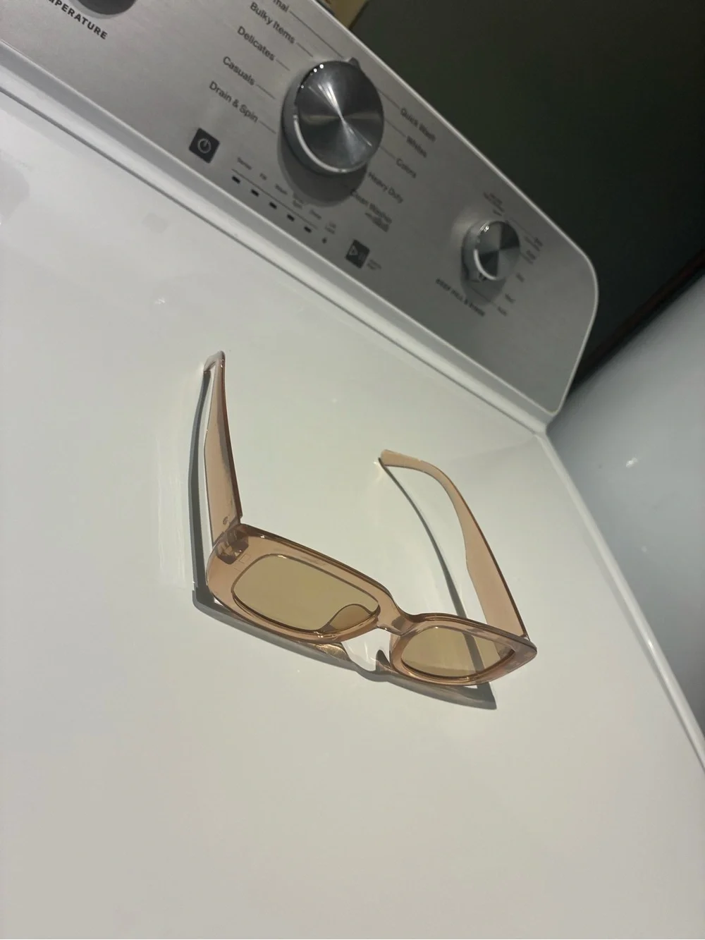 Women's Rectangular Beige-Tint Fashion Sunglasses